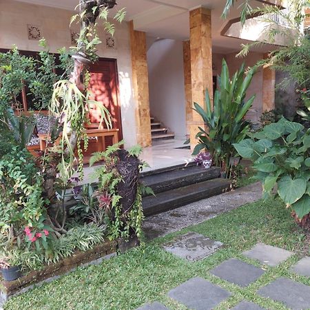 Gerhana Sari 2 Bungalows Ubud Exteriér fotografie