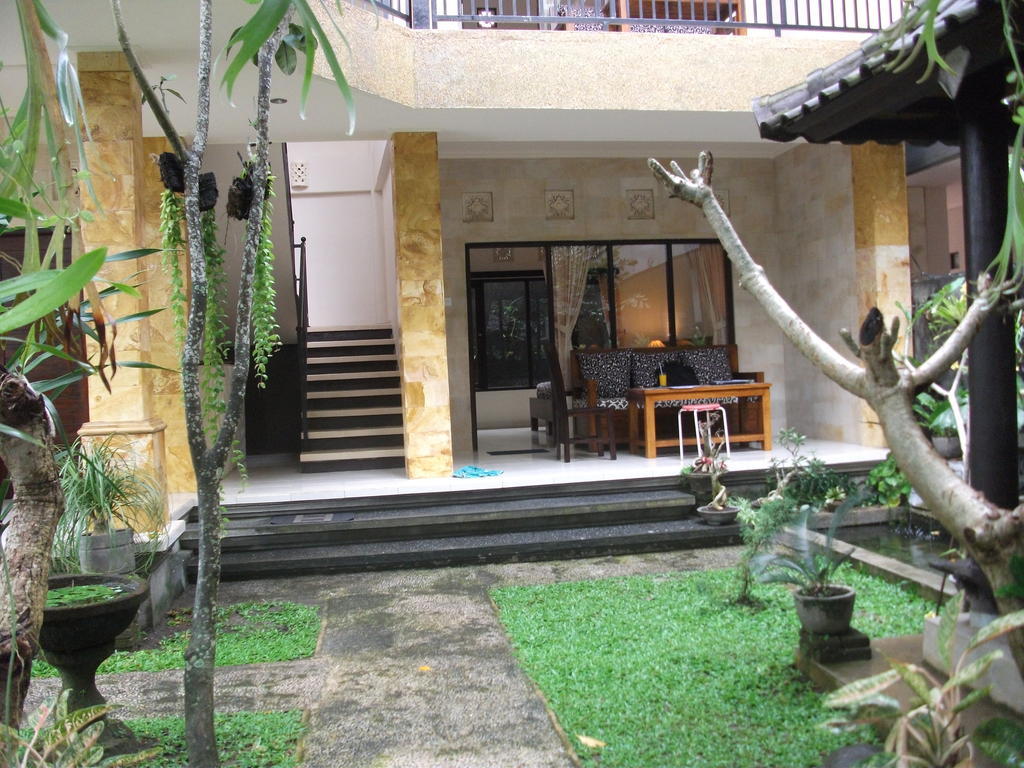 Gerhana Sari 2 Bungalows Ubud Exteriér fotografie
